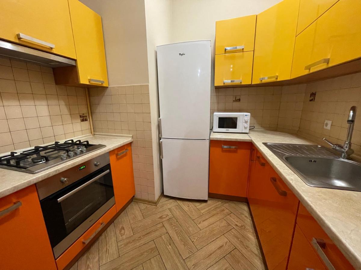 Avangard Qn Romana 26 Apart Львов Экстерьер фото