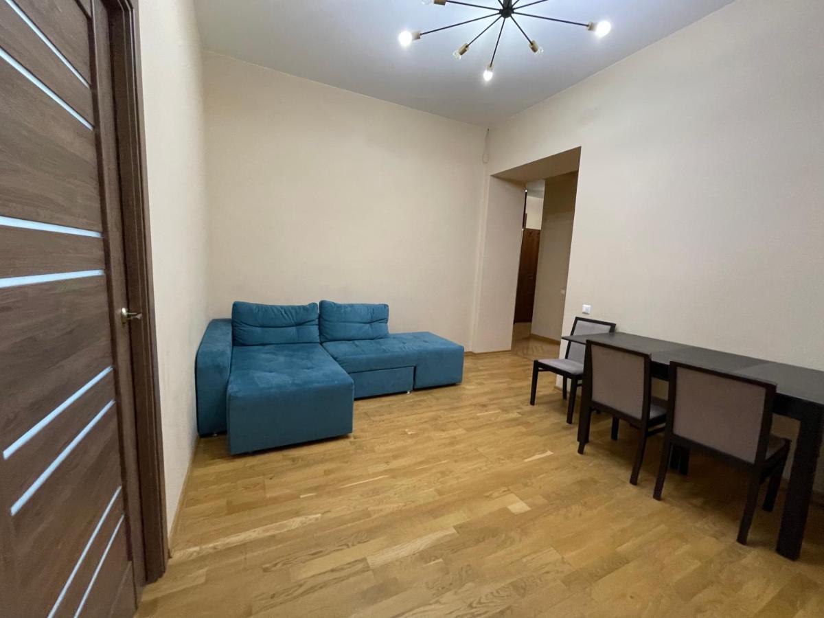 Avangard Qn Romana 26 Apart Львов Экстерьер фото