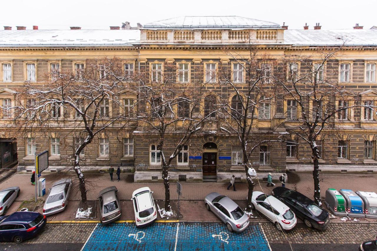 Avangard Qn Romana 26 Apart Львов Экстерьер фото